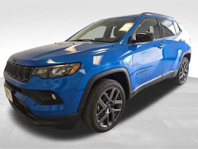 New 2026 Jeep Compass Latitude image 2