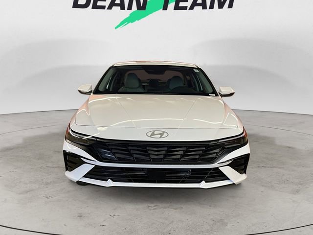 New 2026 Hyundai Elantra Limited image 2