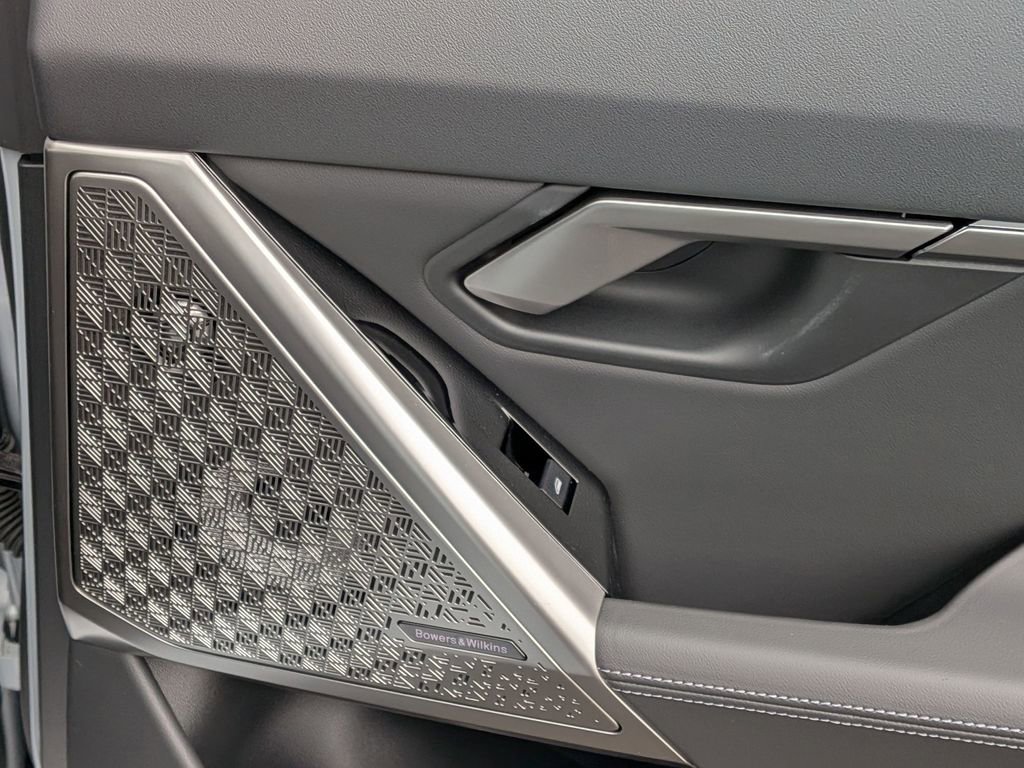 New 2025 BMW i5 M60 image 16