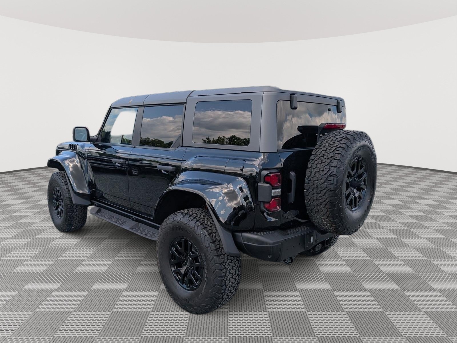 Used 2024 Ford Bronco Raptor AWD/4WD image 3