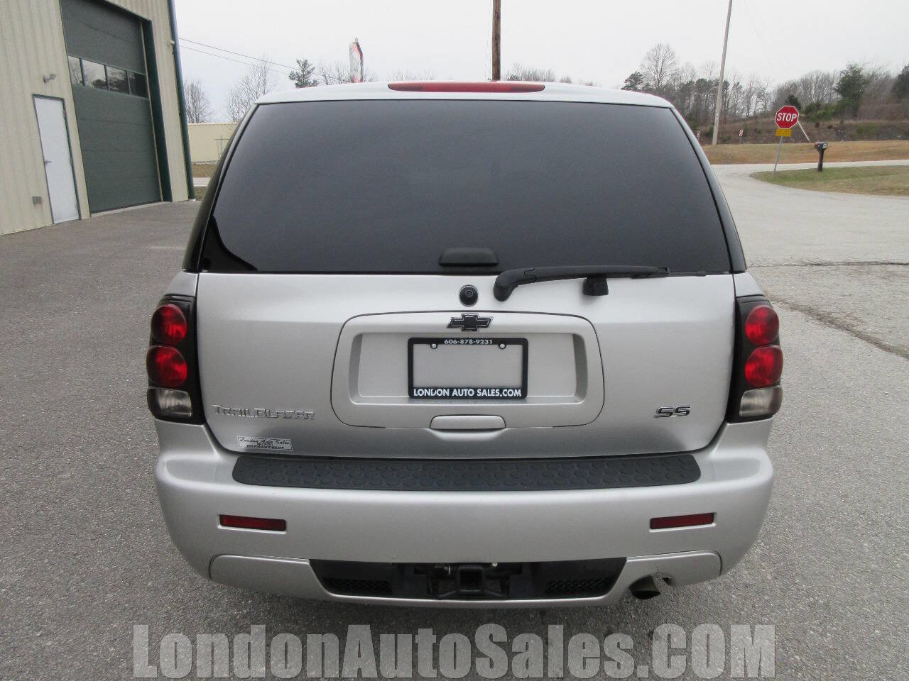Used 2008 Chevrolet TrailBlazer SS image 4