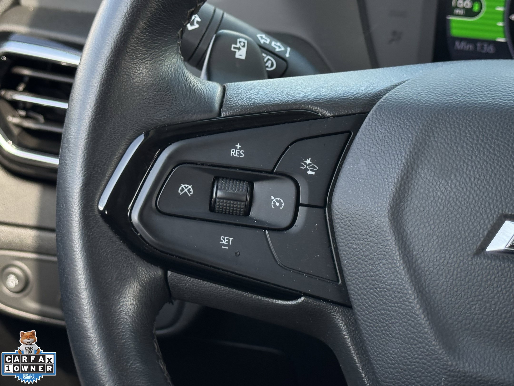 Used 2023 Chevrolet Bolt EUV LT w/ Convenience Package FWD image 14