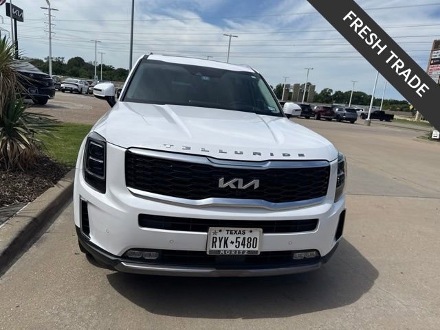 Certified 2022 Kia Telluride SX w/ SX Prestige Package AWD/4WD image 2