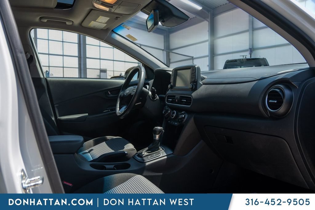 Used 2021 Hyundai Kona SEL Plus FWD image 25