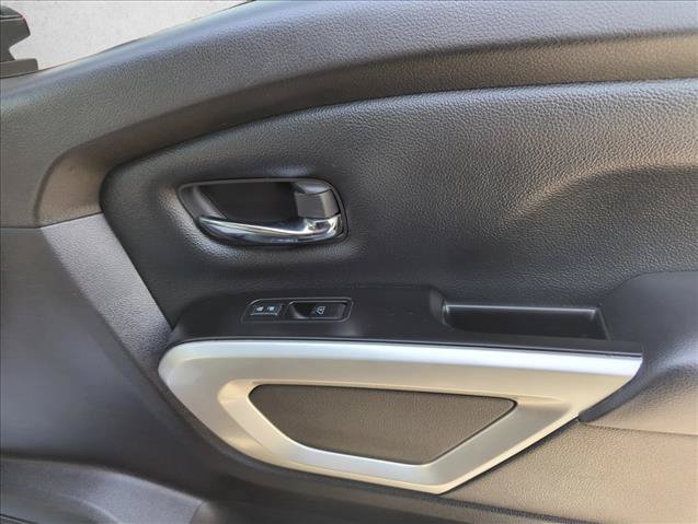 Used 2024 Nissan Titan SV w/ SV Convenience Package RWD image 26