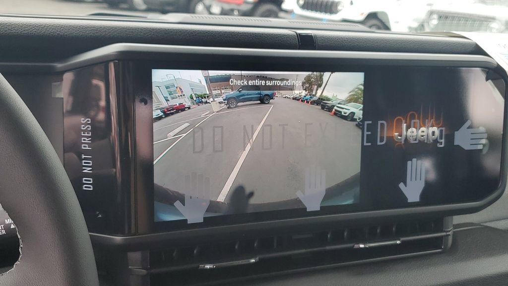 New 2025 Jeep Wrangler Sport S image 23