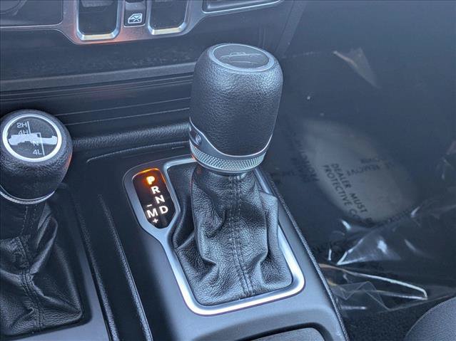 Used 2020 Jeep Gladiator Sport AWD/4WD image 12