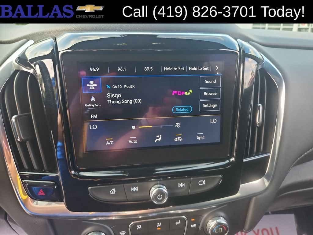 Certified 2022 Chevrolet Traverse LT FWD image 17