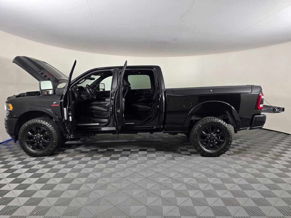 Used 2024 RAM 2500 Limited AWD/4WD image 17