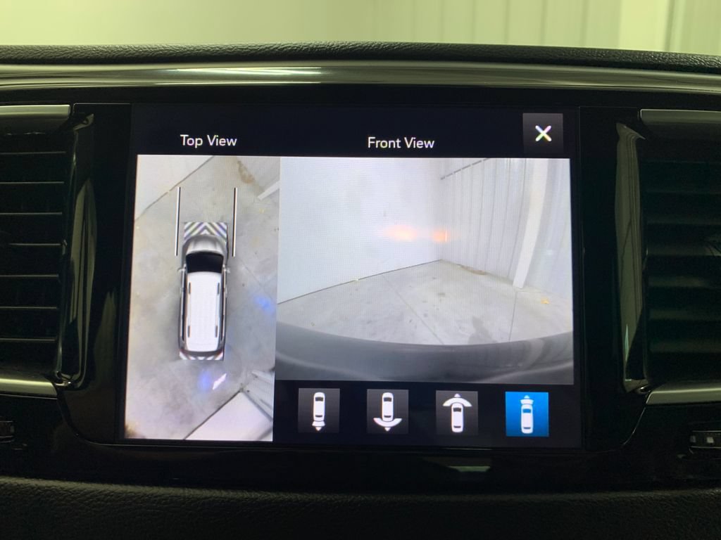 Used 2019 Chrysler Pacifica Touring-L Plus w/ Advanced Safetytec Group FWD image 34