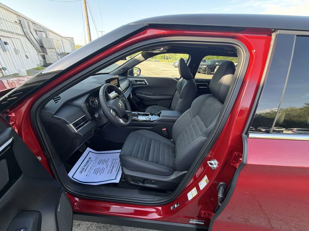 New 2026 Mitsubishi Outlander Ralliart AWD/4WD image 11