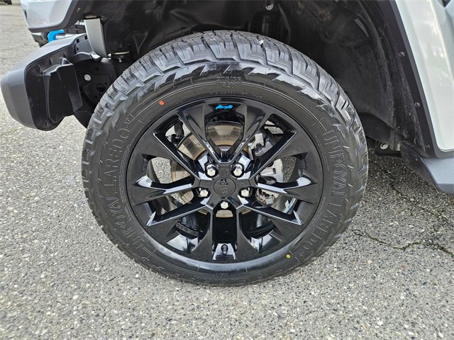 Used 2022 Jeep Wrangler Unlimited Sahara image 8