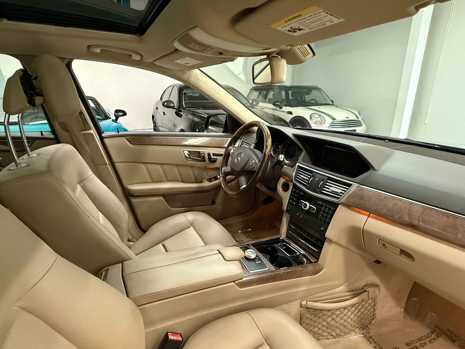 Used 2011 Mercedes-Benz E 350 4MATIC Sedan image 23