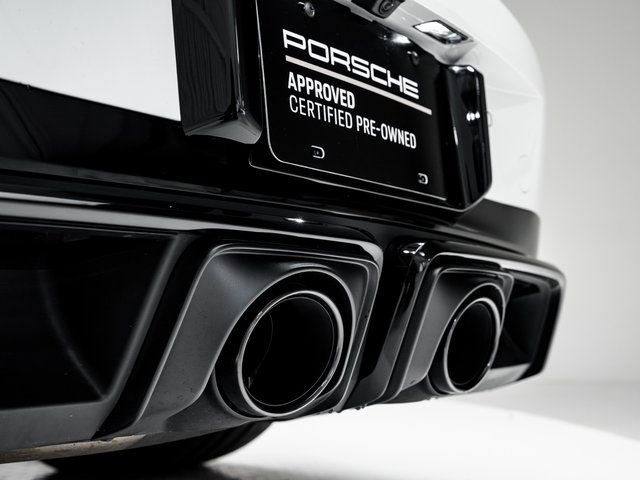 Certified 2025 Porsche 911 Carrera GTS image 39