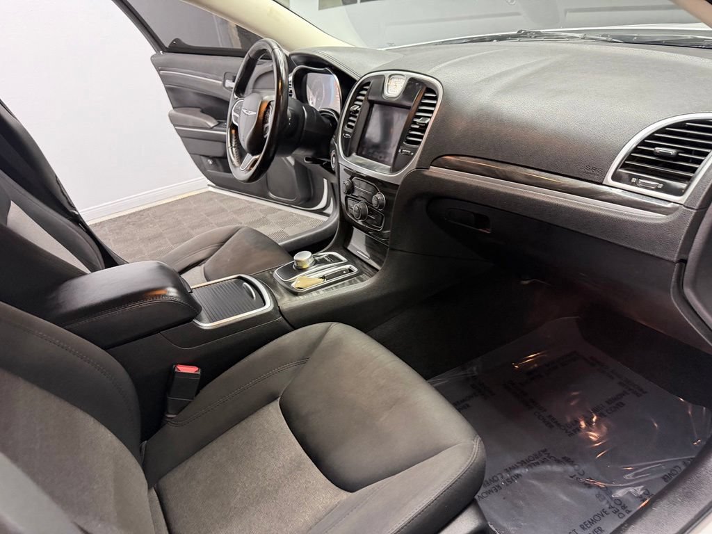 Used 2019 Chrysler 300 Touring w/ Sport Appearance Package RWD image 52