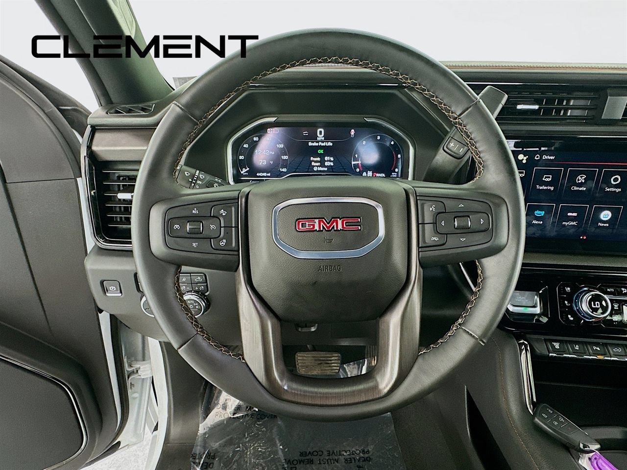 Used 2025 GMC Sierra 2500 AT4 AWD/4WD image 15