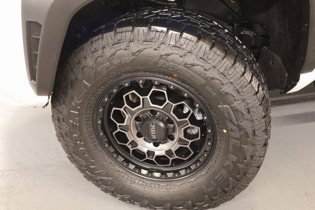 New 2026 Toyota 4Runner 4WD image 9