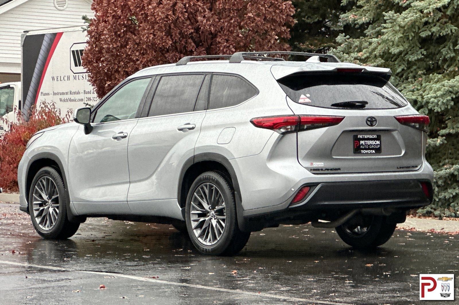 Used 2022 Toyota Highlander Limited image 6