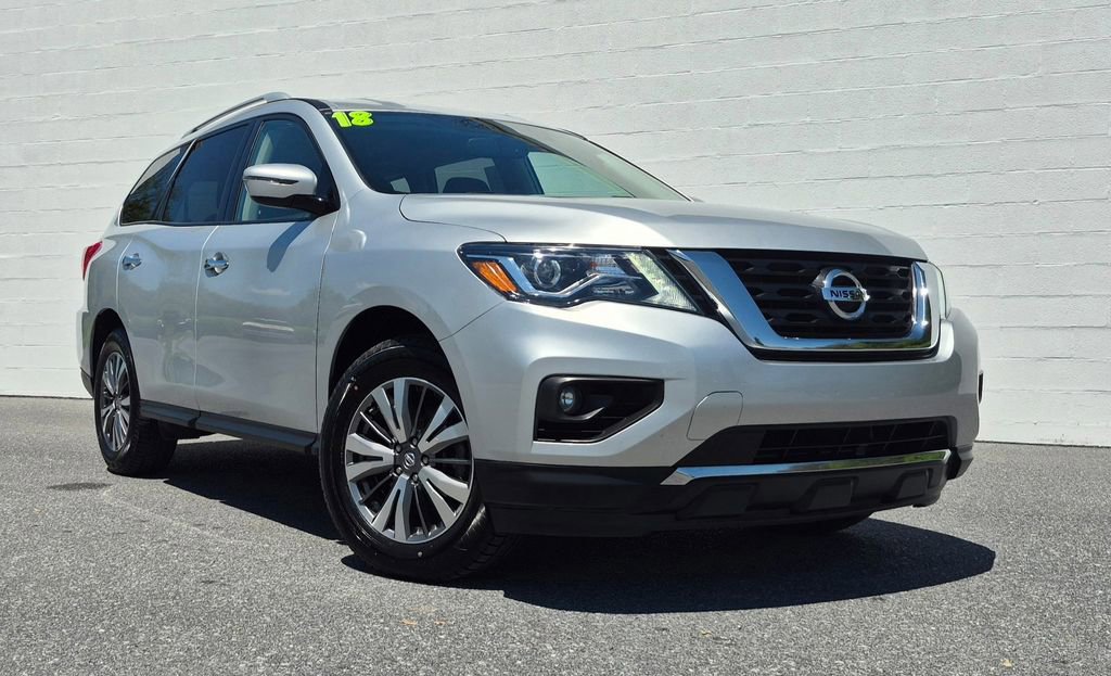 Used 2018 Nissan Pathfinder SV AWD/4WD video 2