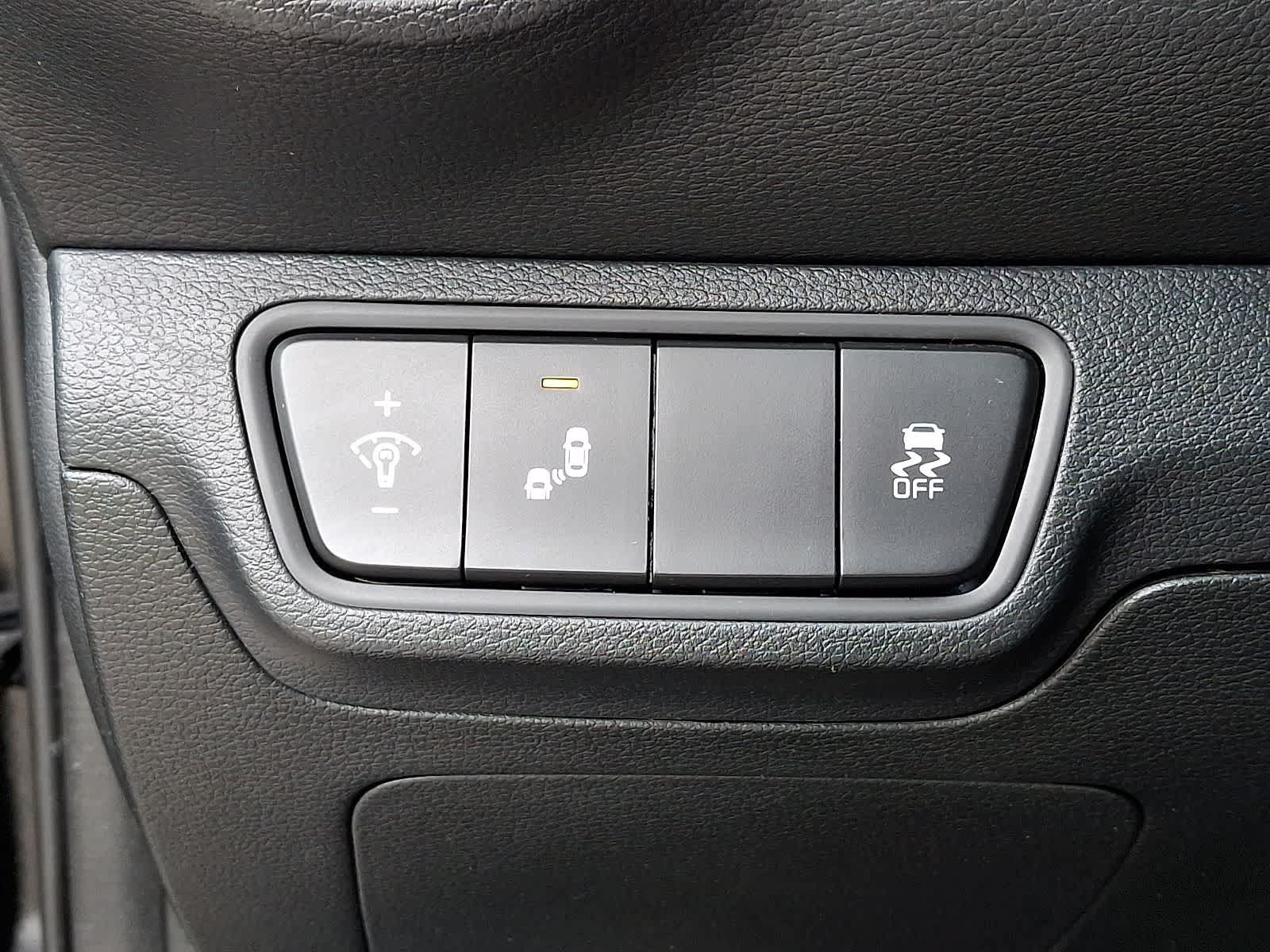 Used 2023 Kia Forte LXS w/ LXS Technology Package FWD image 27