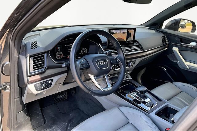 Used 2022 Audi Q5 2.0T Prestige w/ Prestige Package AWD/4WD image 13