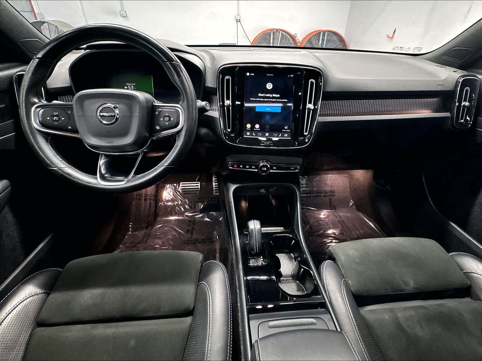 Used 2021 Volvo XC40 P8 Recharge w/ Advanced Package AWD/4WD image 17
