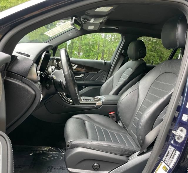 Used 2021 Mercedes-Benz GLC 300 4MATIC image 14