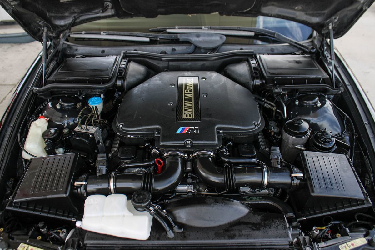 Used 2000 BMW M5 RWD image 12