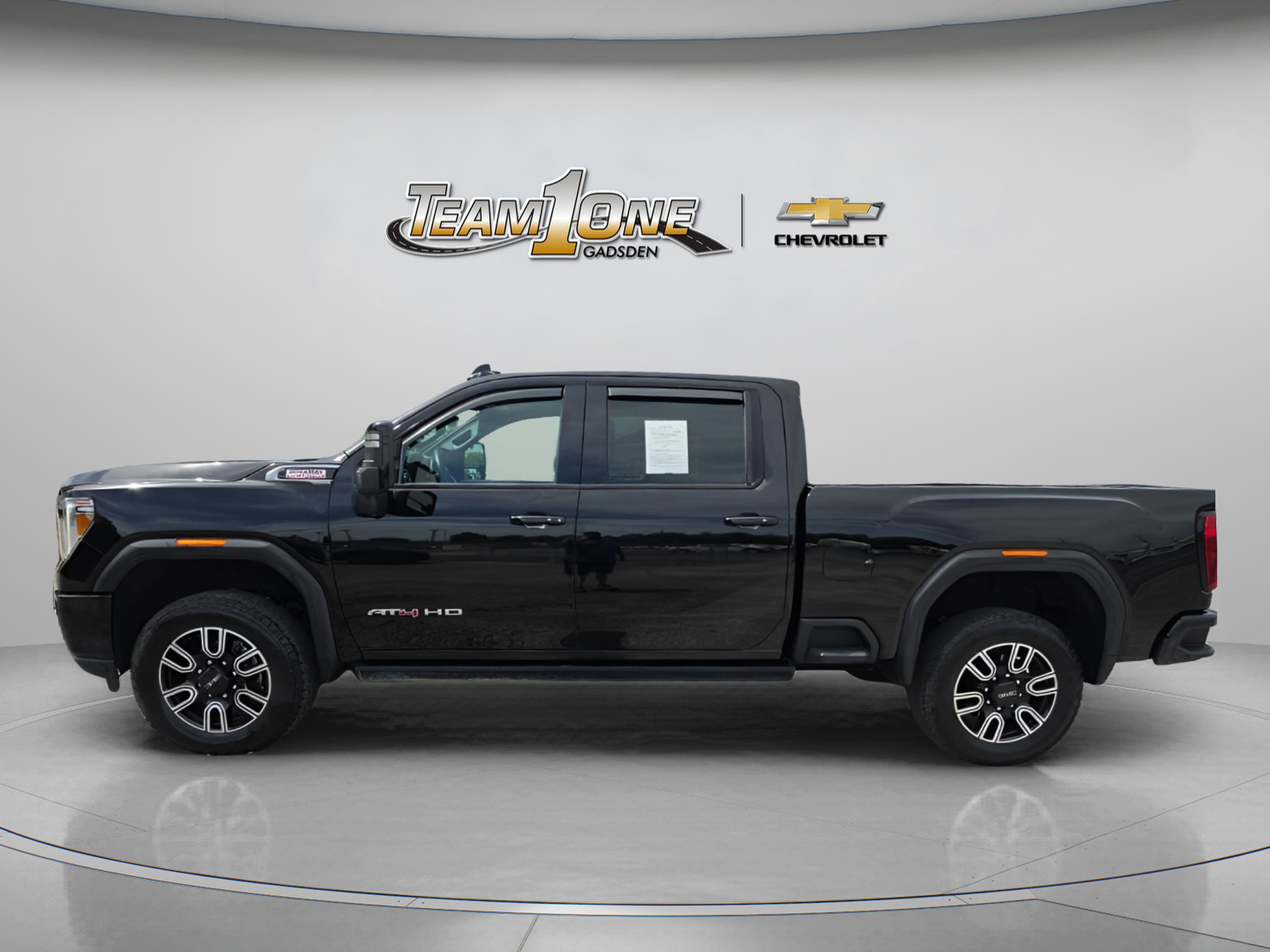 Used 2023 GMC Sierra 2500 AT4 w/ AT4 Premium Plus Package image 5