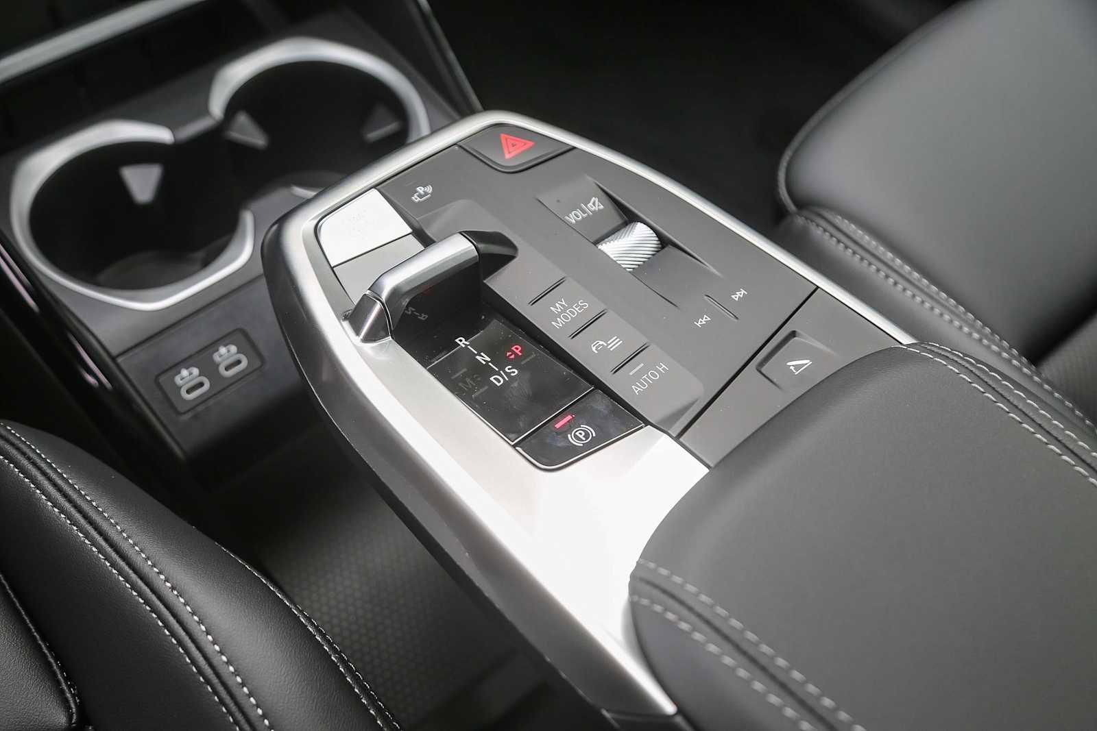 New 2026 BMW X1 xDrive28i w/ Technology Package image 15