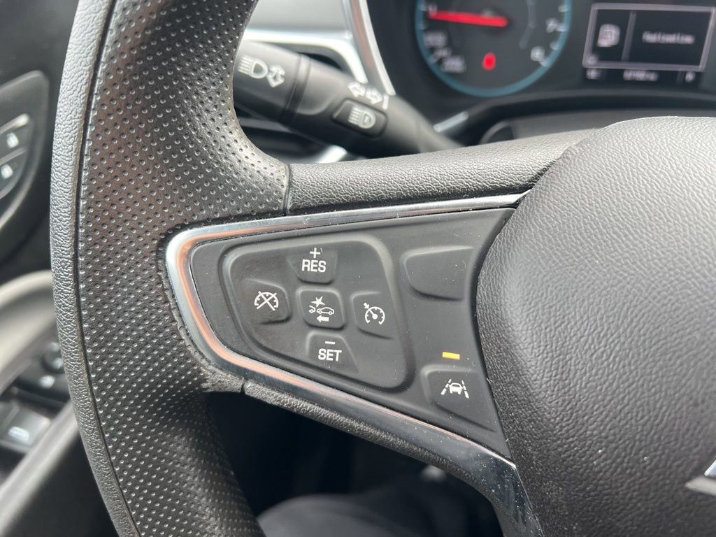 Used 2020 Chevrolet Equinox LS w/ LS Convenience Package image 16