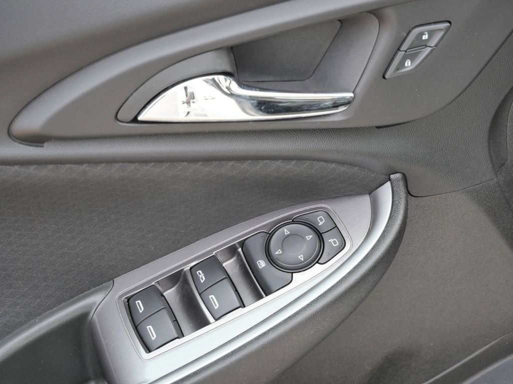 Used 2024 Chevrolet Malibu LT FWD image 33