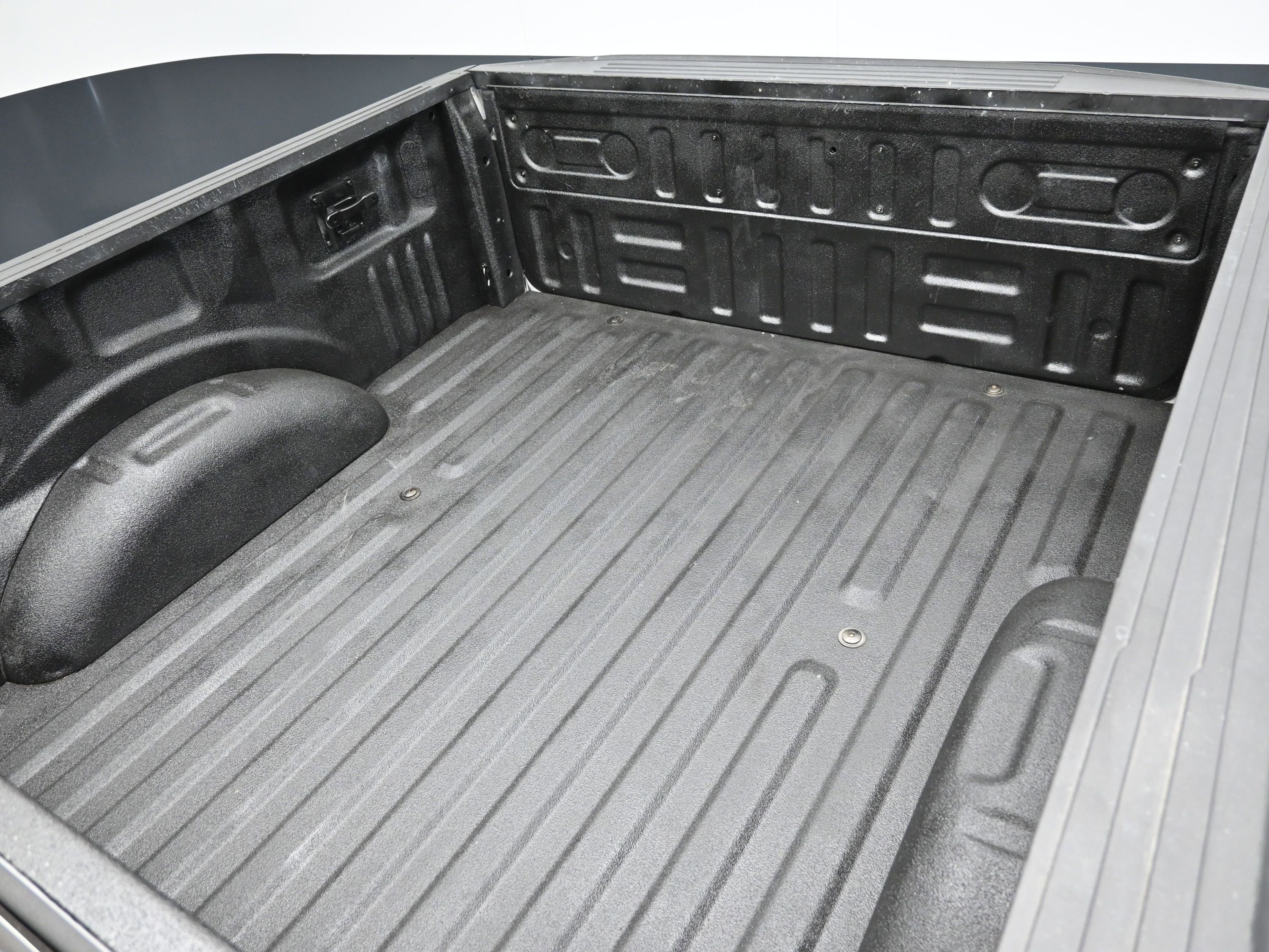 Used 2015 Ford F150 XL w/ Equipment Group 101A Mid AWD/4WD image 41