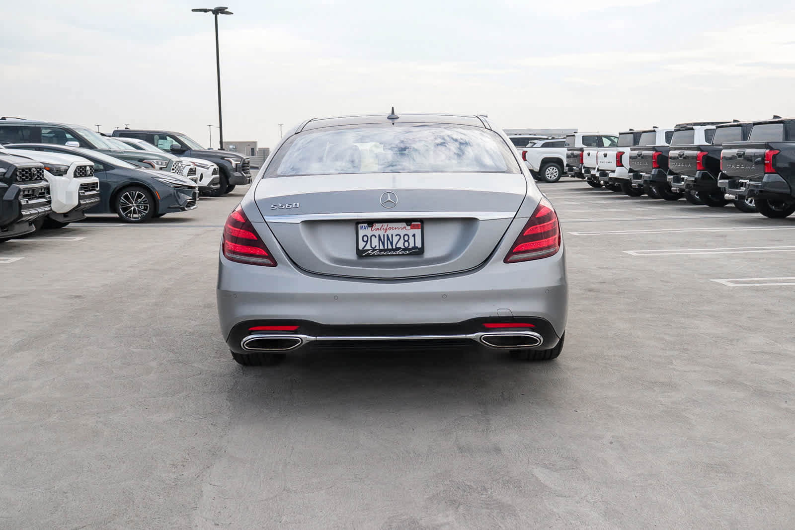 Used 2018 Mercedes-Benz S 560 Sedan image 8