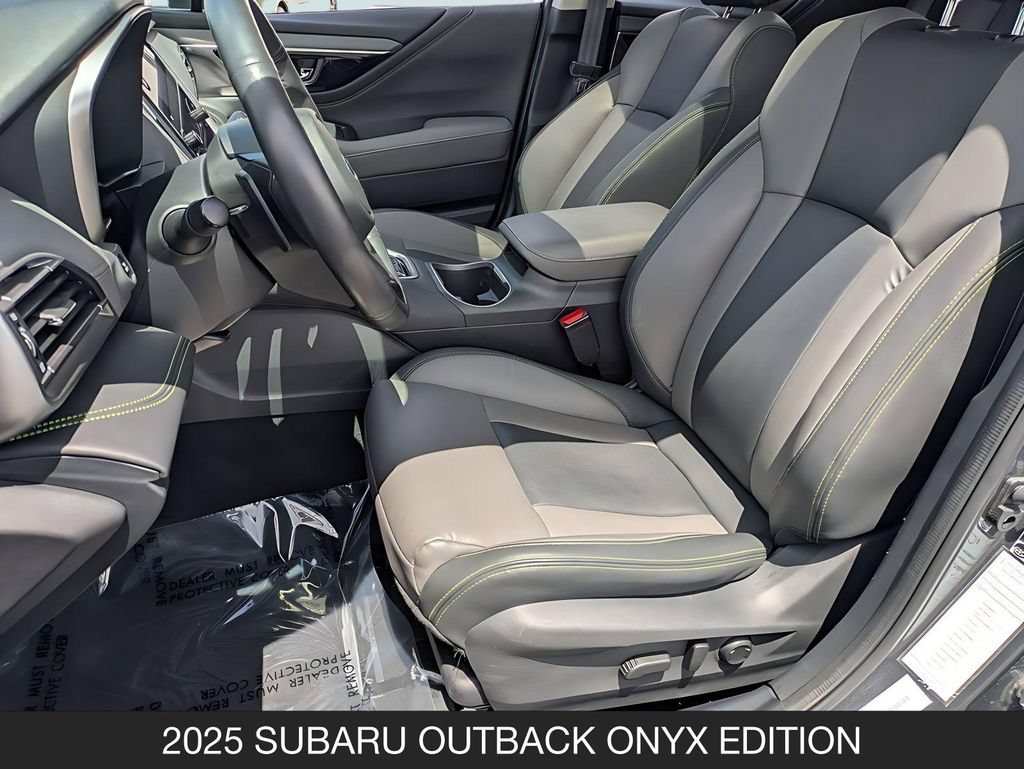 Used 2025 Subaru Outback Onyx Edition AWD/4WD image 15