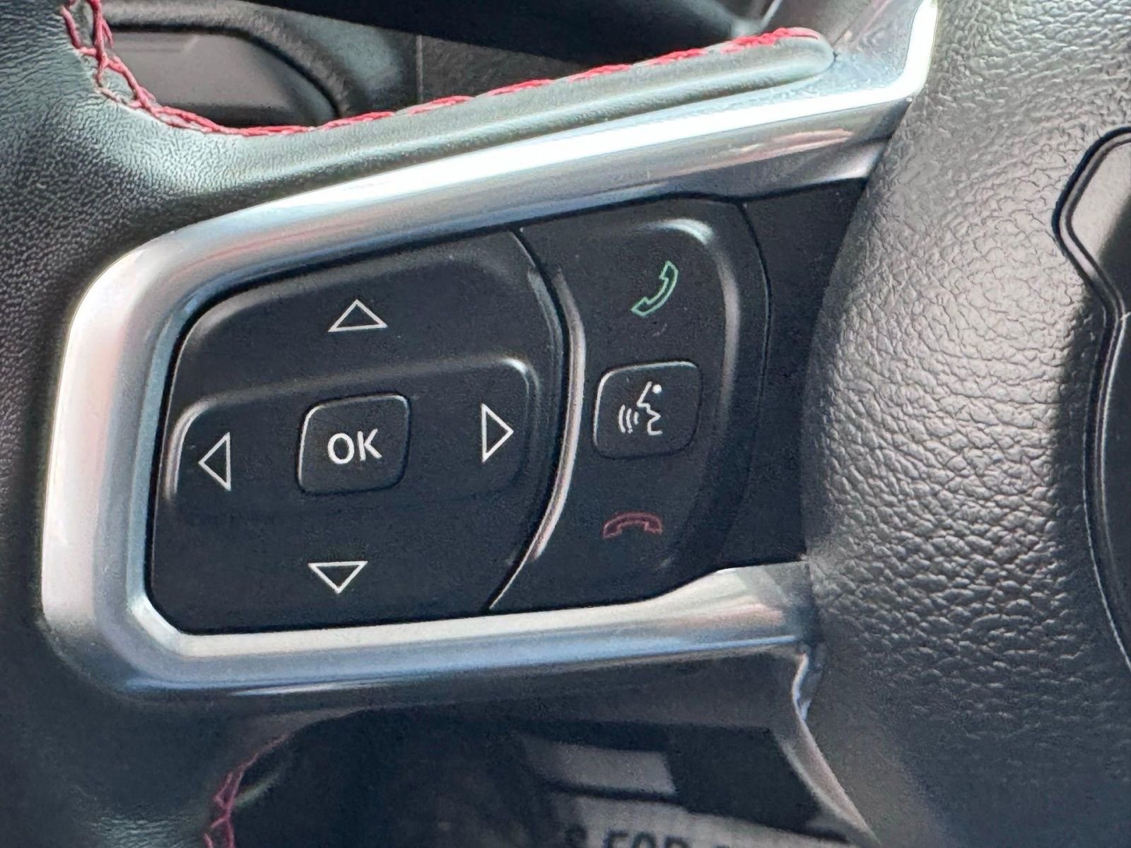 Used 2023 Jeep Wrangler Unlimited Rubicon w/ Dual Top Group AWD/4WD image 26