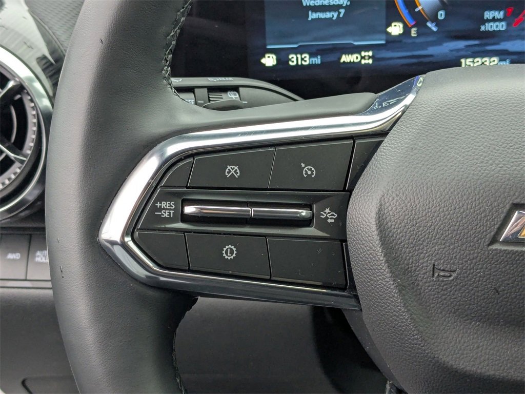 Used 2025 Chevrolet Equinox LT image 18