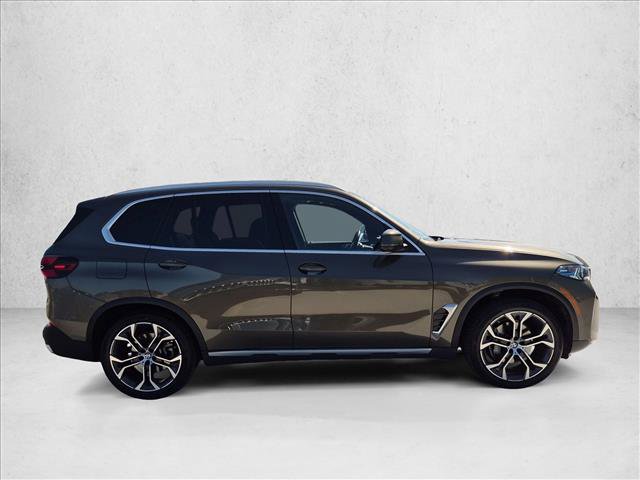 Used 2025 BMW X5 sDrive40i RWD image 4