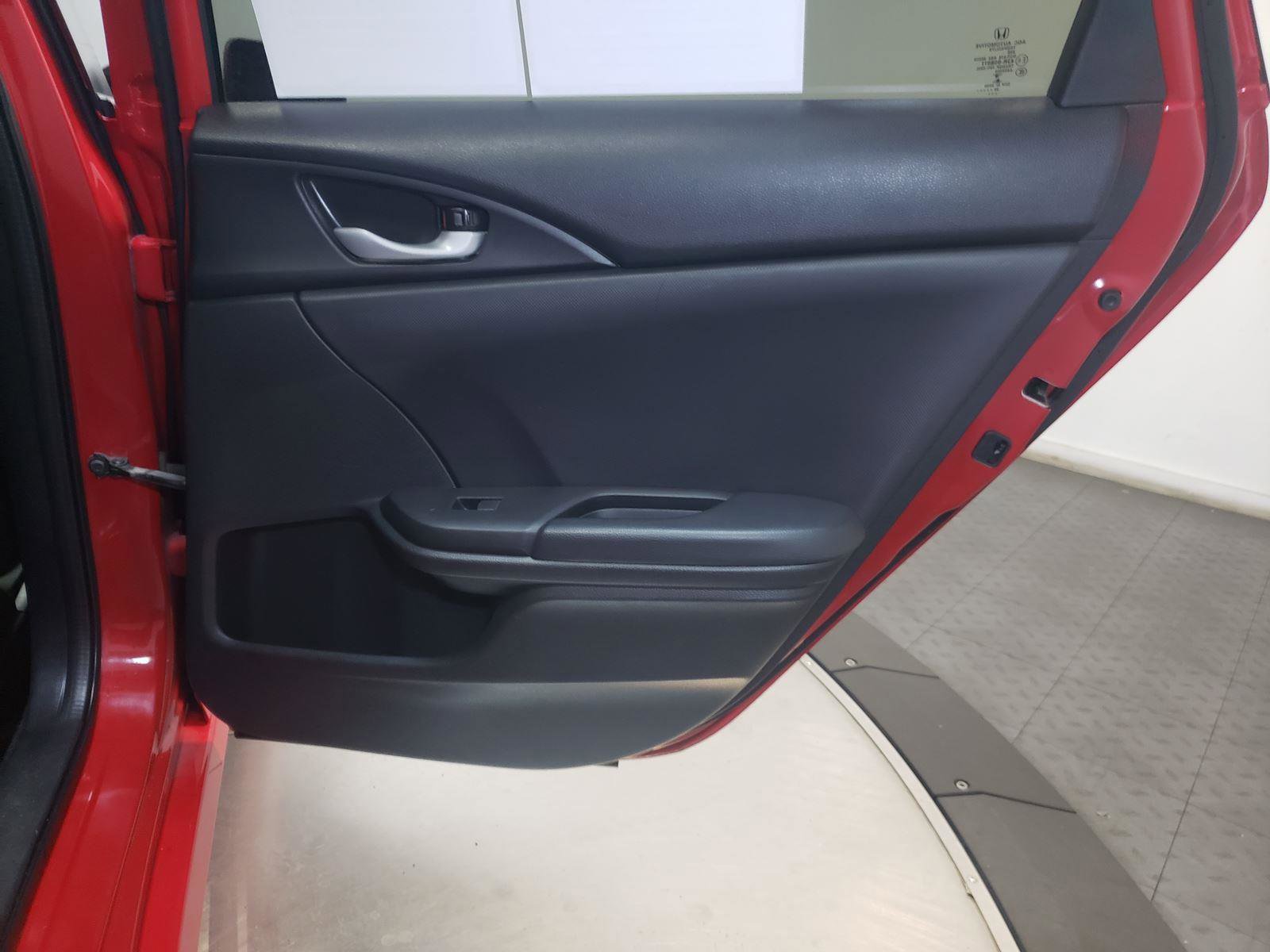 Used 2020 Honda Civic Sport image 33