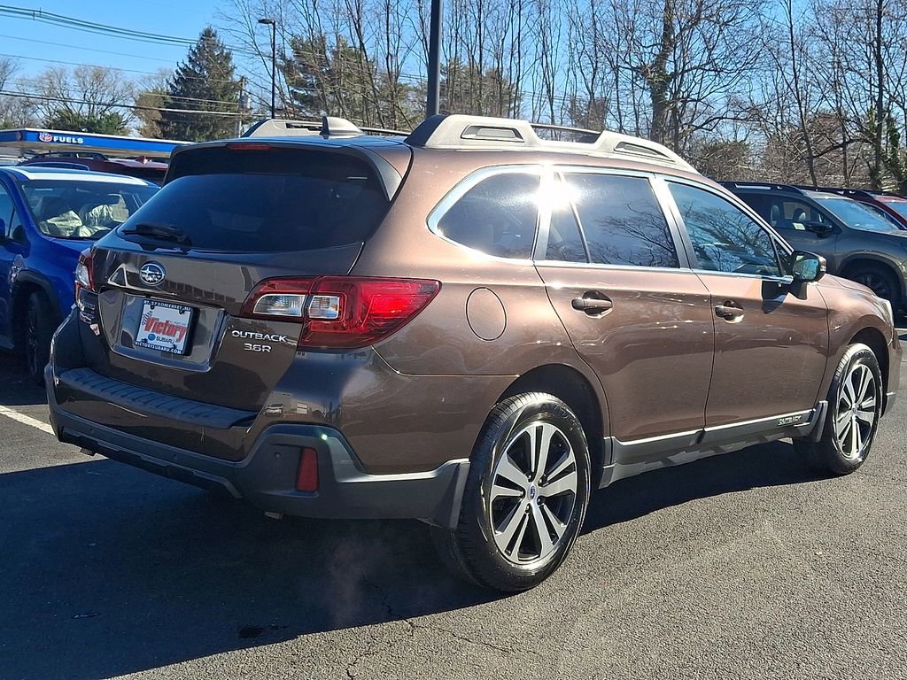 Used 2019 Subaru Outback 3.6R Limited image 6