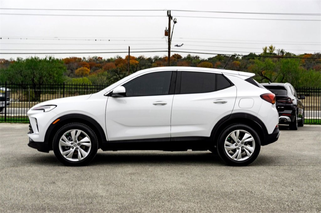 Used 2025 Buick Encore GX Preferred w/ Comfort Package image 8