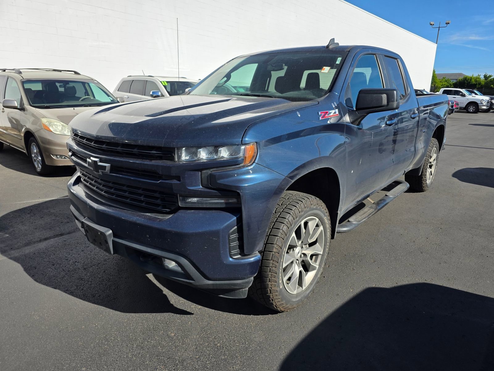 Used 2020 Chevrolet Silverado 1500 RST w/ All-Star Edition AWD/4WD image 2