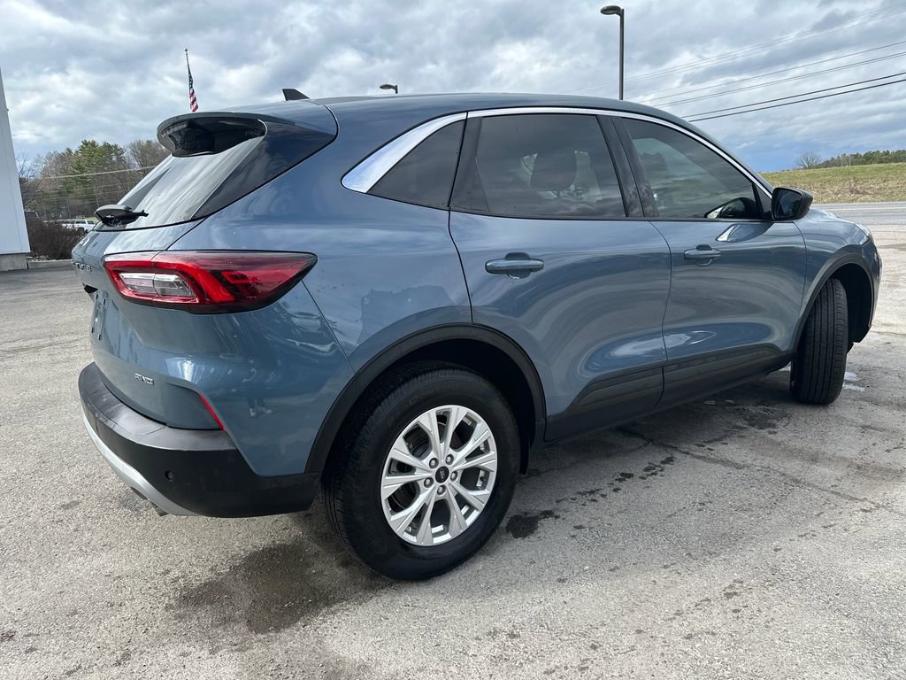 Used 2024 Ford Escape Active w/ Tech Pack #1 AWD/4WD image 5