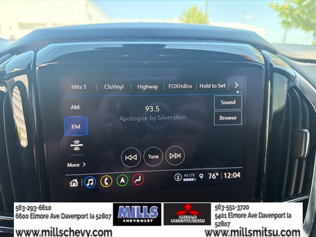 Used 2023 Chevrolet Traverse Premier w/ Redline Edition AWD/4WD image 15