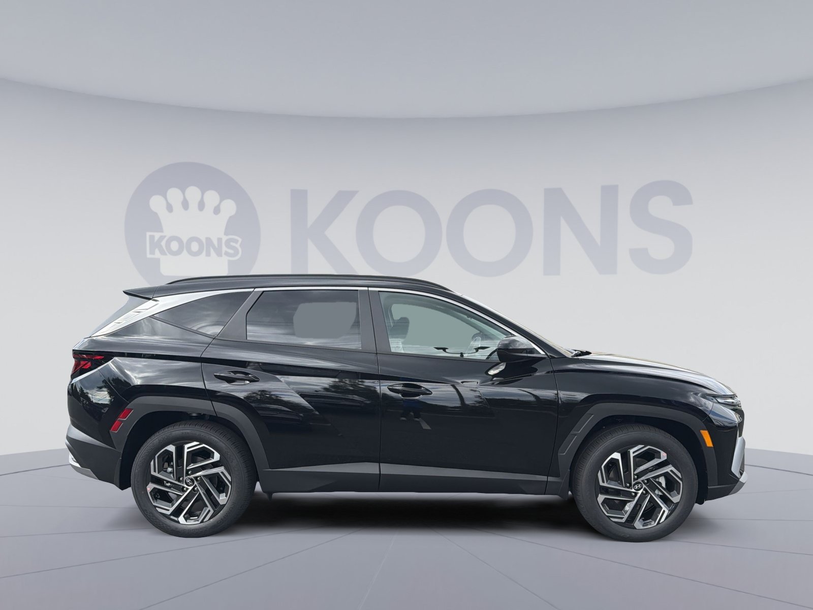 New 2026 Hyundai Tucson SEL Plus w/ Tow & Go Package FWD image 8