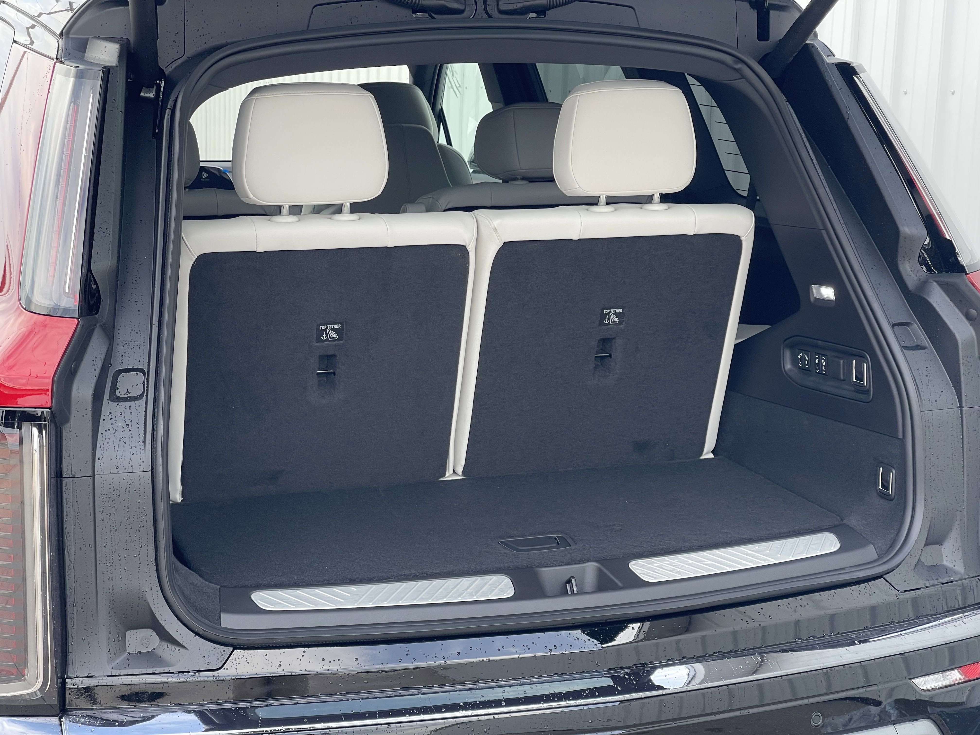 New 2026 Cadillac Vistiq Sport image 20