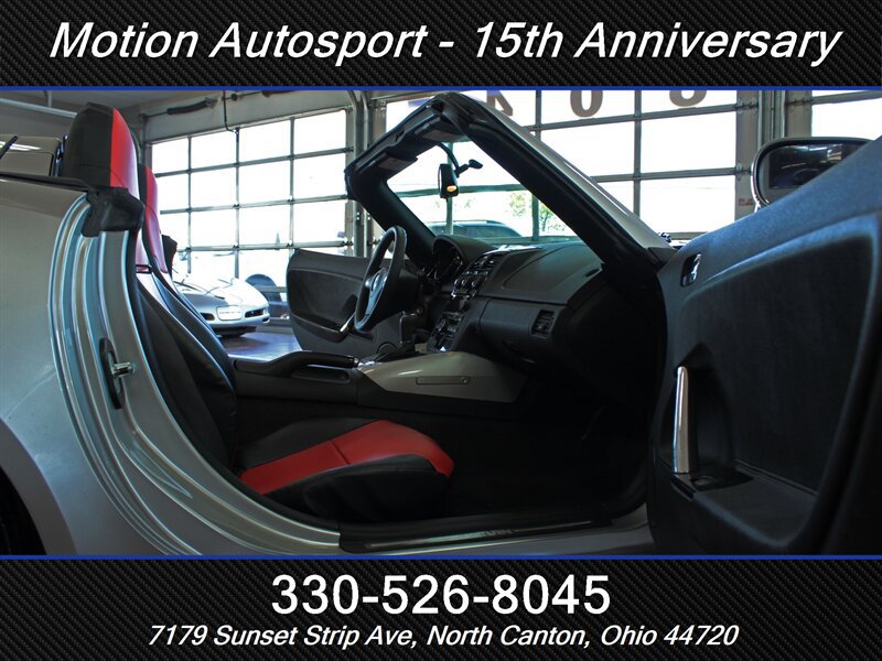 Used 2007 Saturn Sky RWD image 33