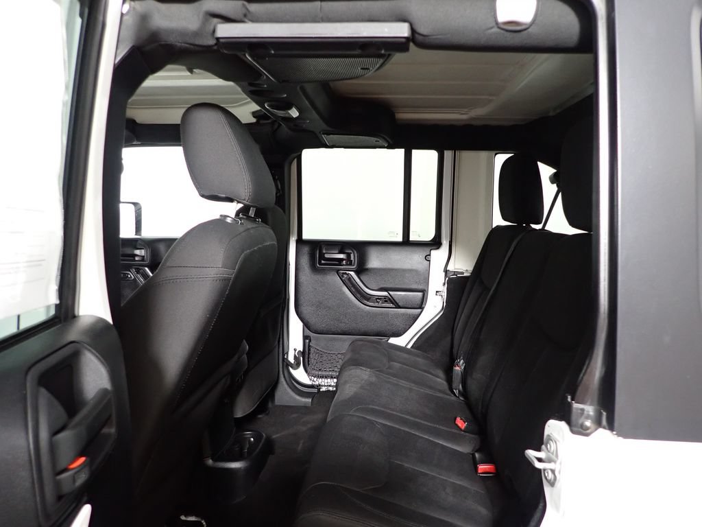 Used 2015 Jeep Wrangler Unlimited Sport w/ Quick Order Package 24S AWD/4WD image 28