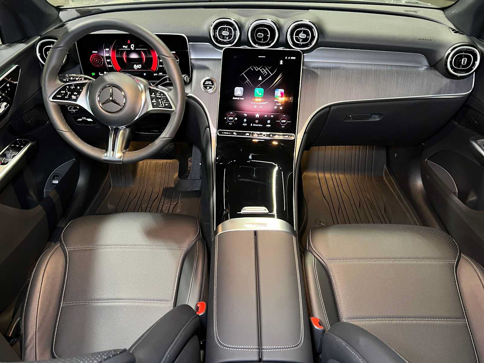 Certified 2026 Mercedes-Benz GLC 300 4MATIC image 46