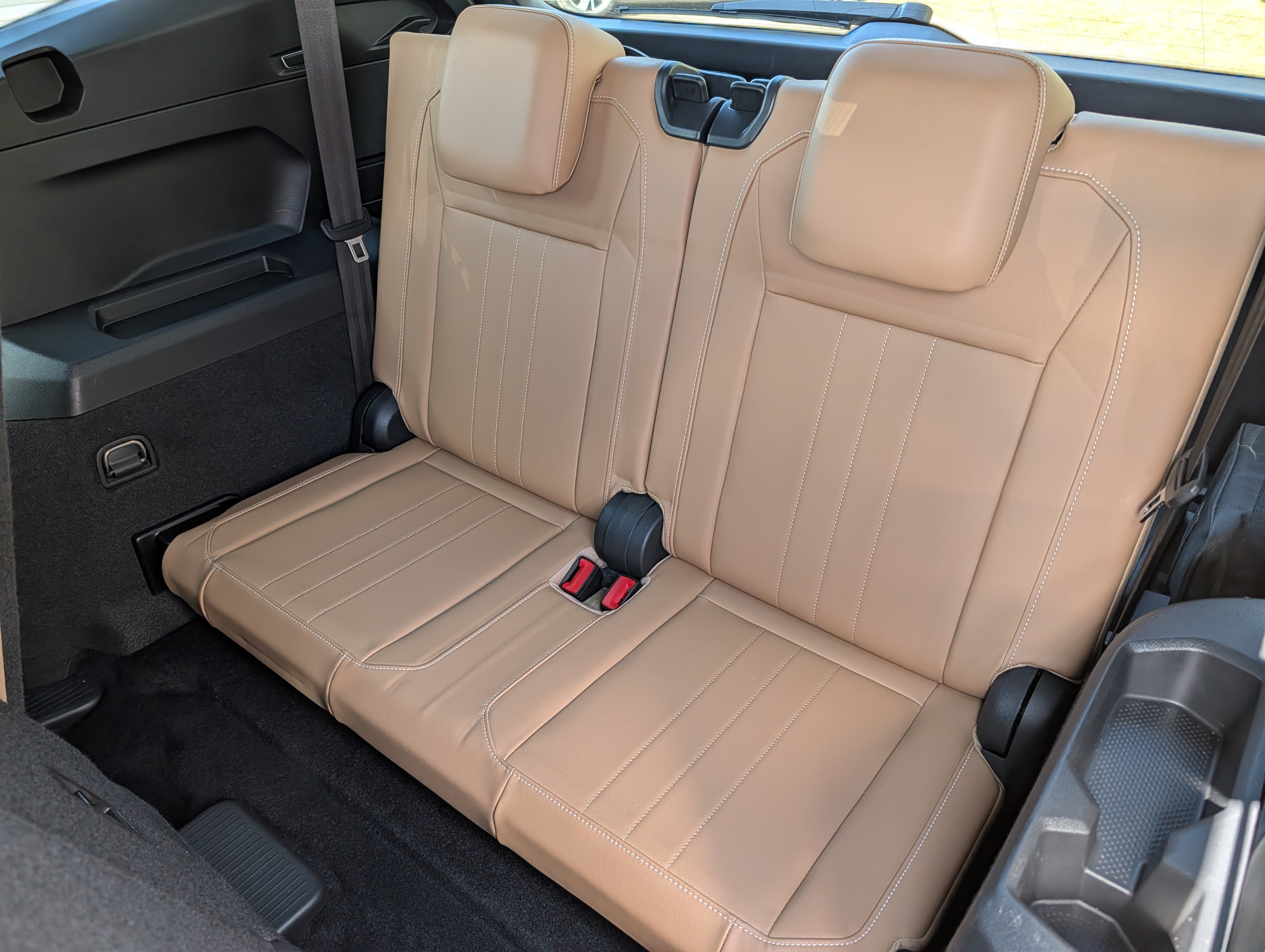 Certified 2023 Volkswagen Tiguan SE FWD image 19